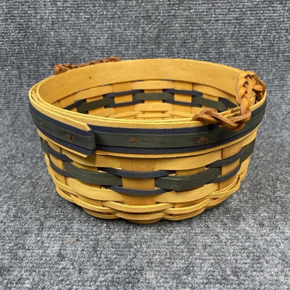 Longaberger 1998 Renewal Basket Collectors Club Edition Box Booklet